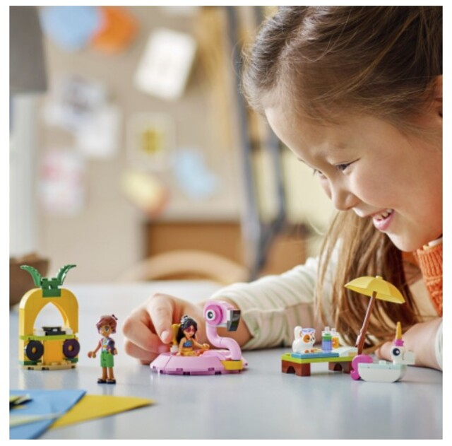 Legogö¼-½ Friends Unicorn & Flamingo Pool Party