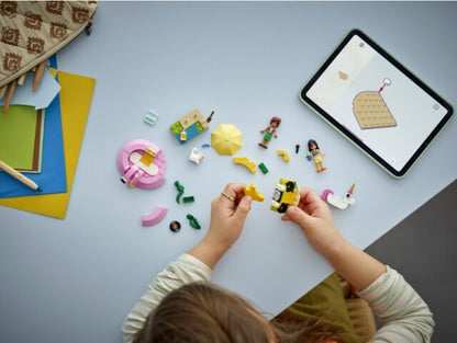 Legogö¼-½ Friends Unicorn & Flamingo Pool Party