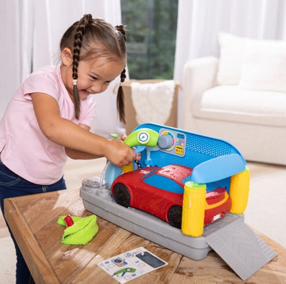 Spray and Shine Car Wash Play Set